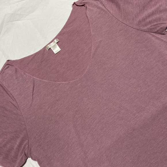BOZZOLO V Neck Short Sleeve Shirt. Dusty Plum. Size Large. Never Worn. - Picture 2 of 6